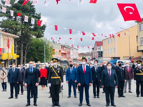 29 Ekim Cumhuriyet Bayramı Kutlamaları Çelenklerin Sunulması 